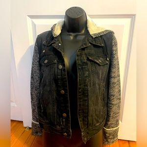 Free people jean jacket size small